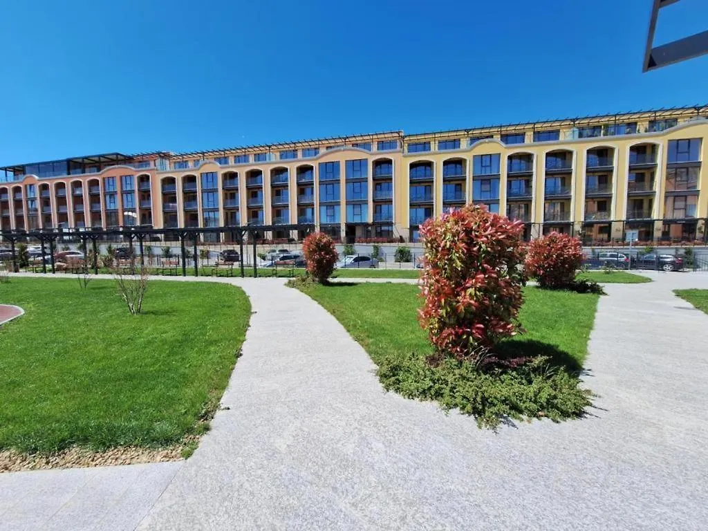Ocean Wave 2Br Free Parking Apartment Varna 0*,
